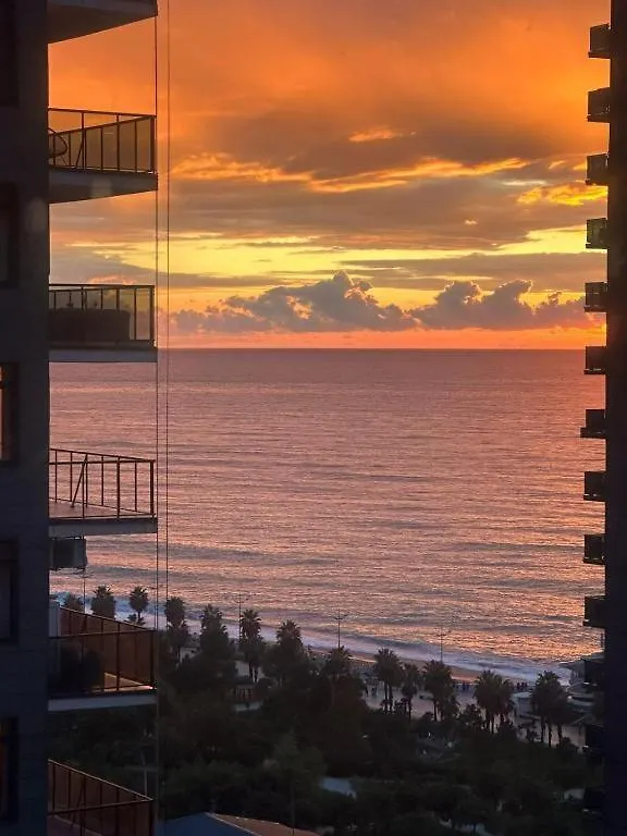 Komunna Luxe Batumi