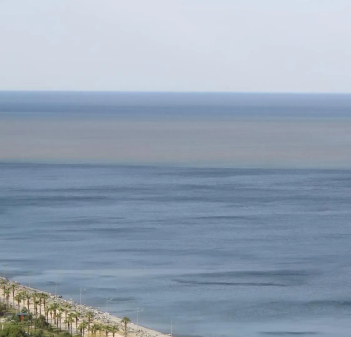 Komunna Luxe Batumi 4*,