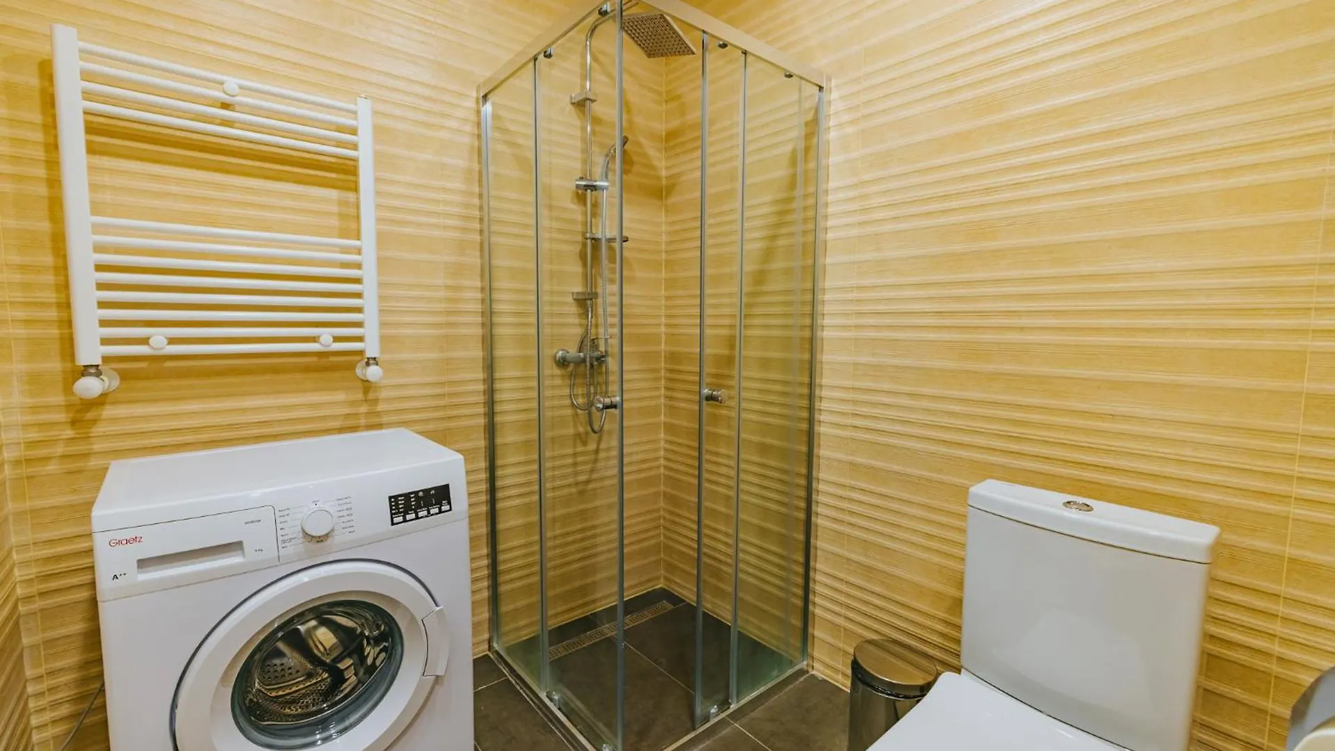 Komunna Luxe Batum 4*,  Gürcistan